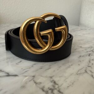 Luxury Black Gucci Belt with Gold Buckle